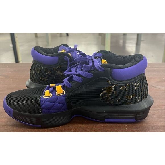 Nike Black and Purple Athletic Shoes - Picture 4 of 7